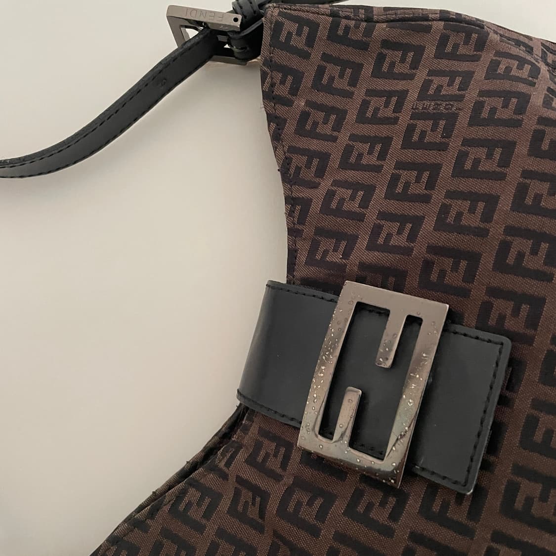 펜디 FF 로고 주키노 자카드 호보백 상품이미지5