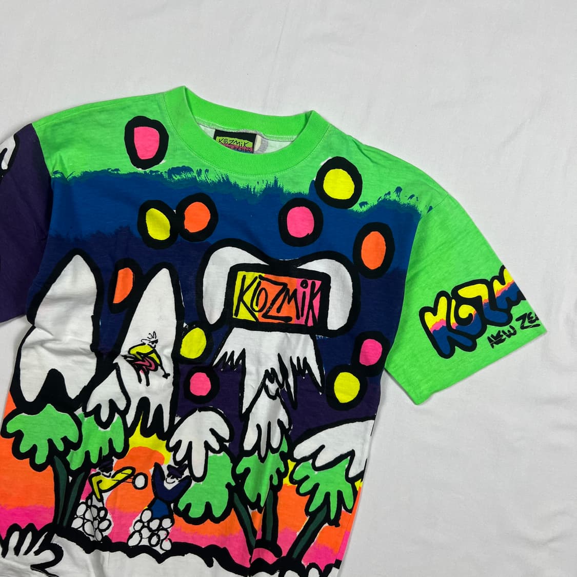 80‘s 88년도 코즈믹 kozmik 올프린트 아트 반팔티 상품이미지3