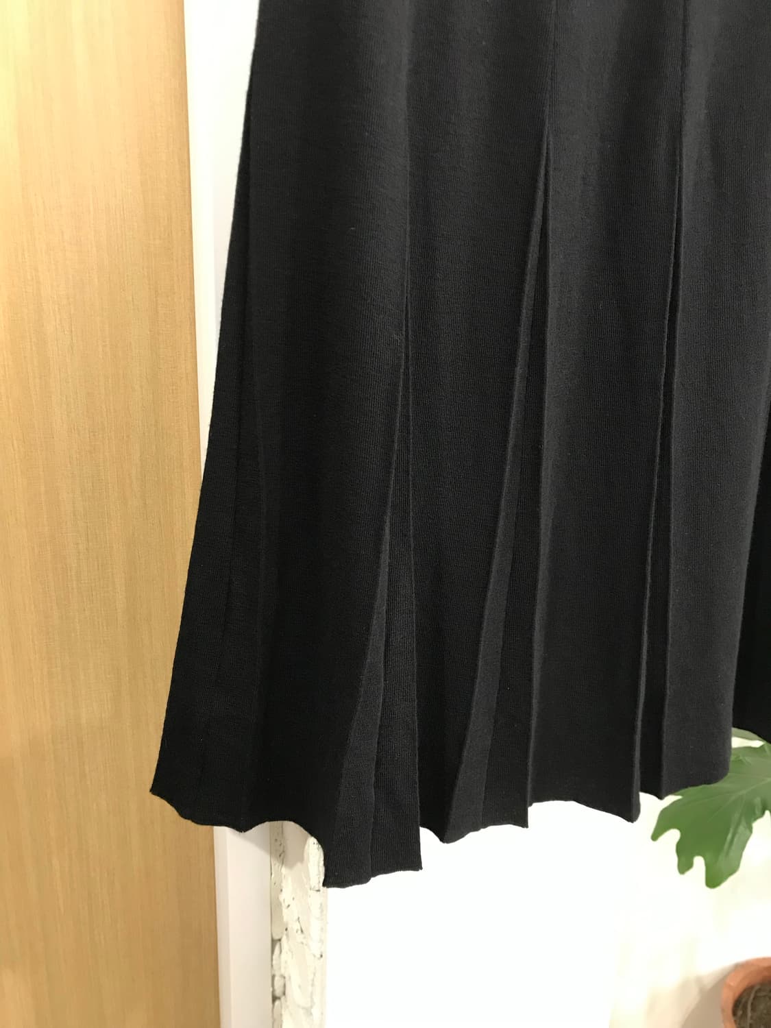 블랙 플리츠 스커트 상품이미지7