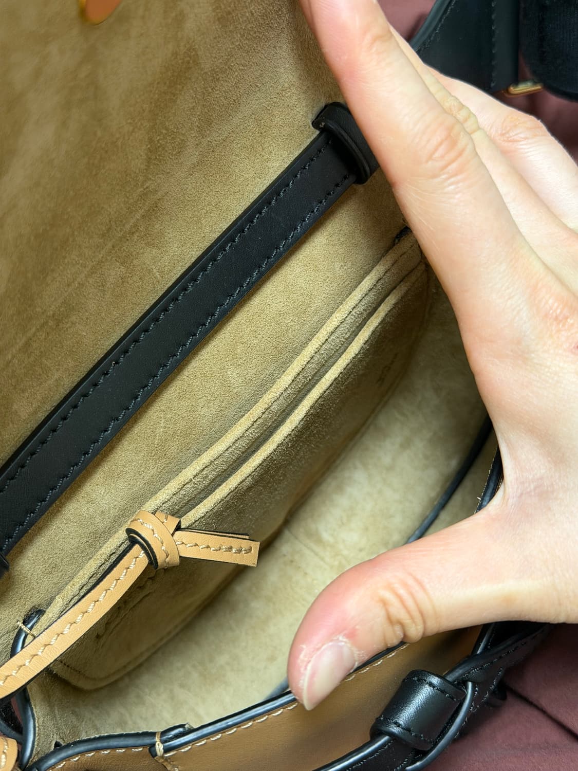 로에베 미니 게이 트 듀얼 숄더 크로스백 상품이미지3