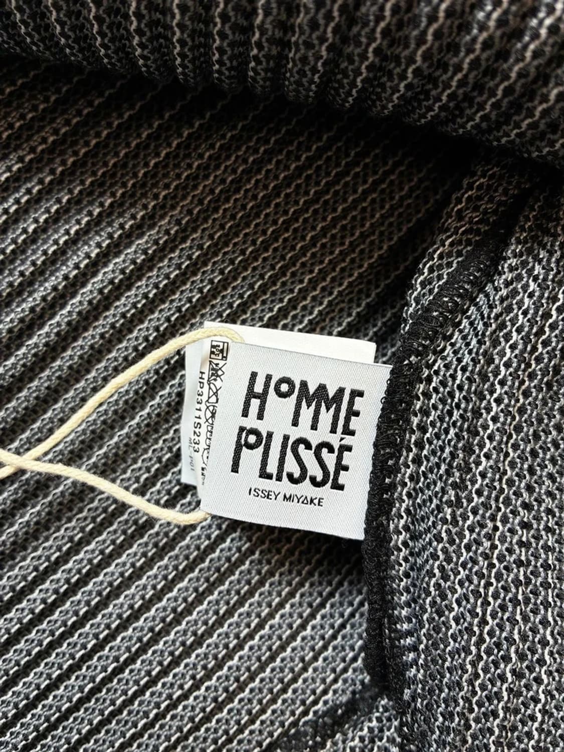 이세이미야케 옴므 23ss 플리츠 셔츠 PN7625 상품이미지6