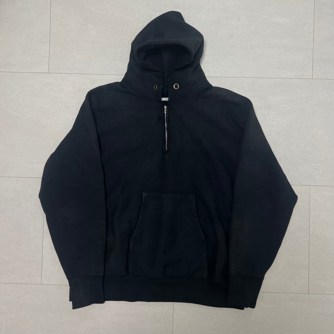 아프레쎄 하프집업 후디 블랙 3 상품이미지1