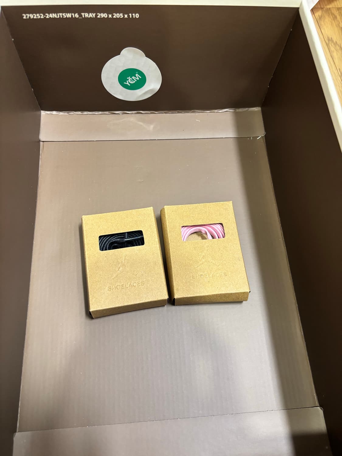 나이키 트래비스 스캇 리버스 올리브 상품이미지8