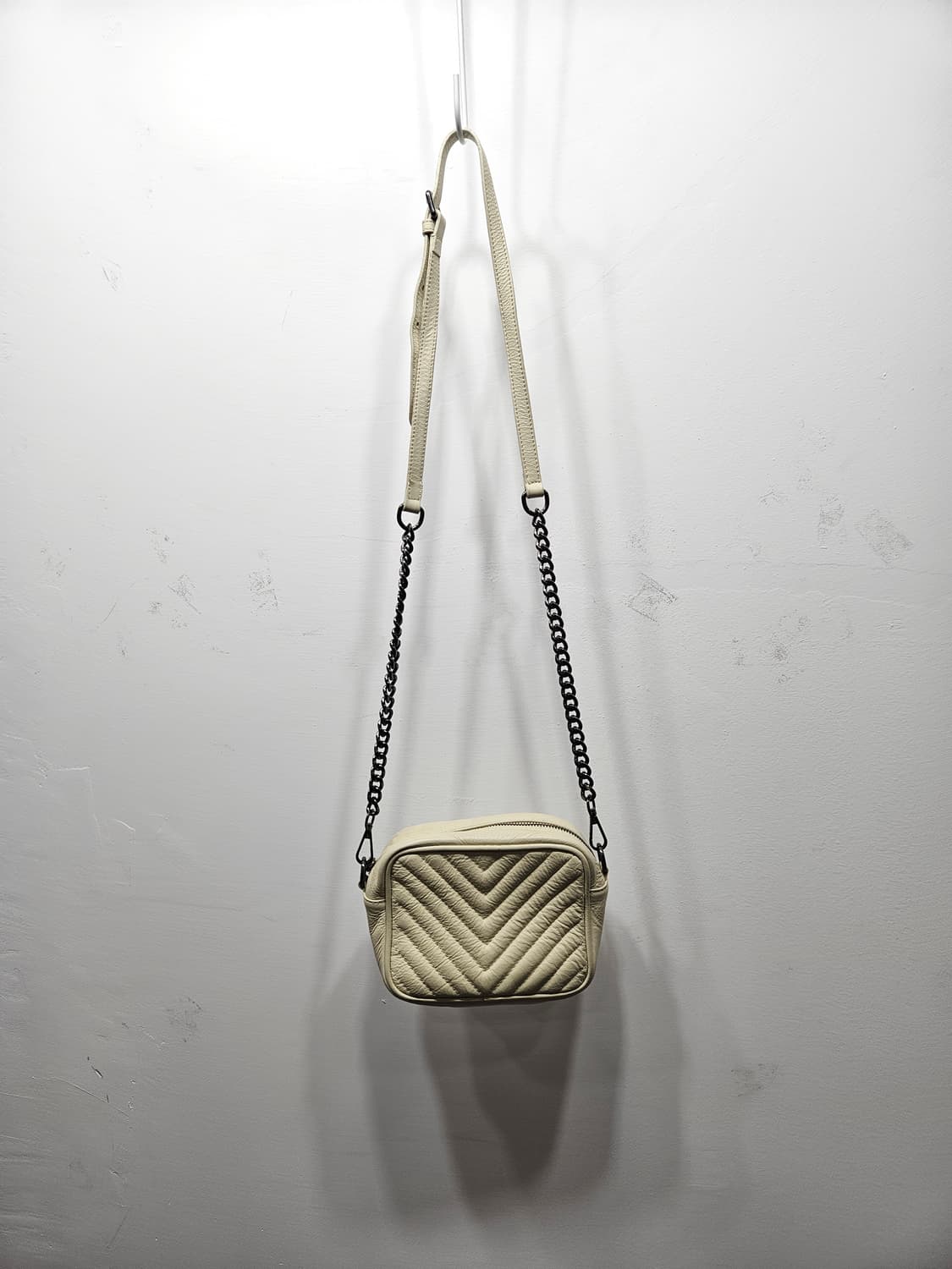 피엔느(pienne) 퀼팅 체인 크로스백 made in Italy  상품이미지1