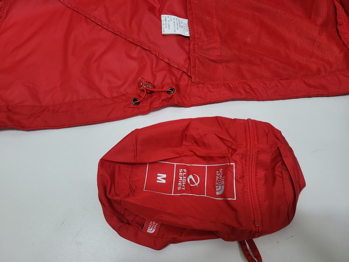 노스페이스 플라이트 시리즈 초경량 바람막이 자켓 / 남 M 레드
 상품이미지7