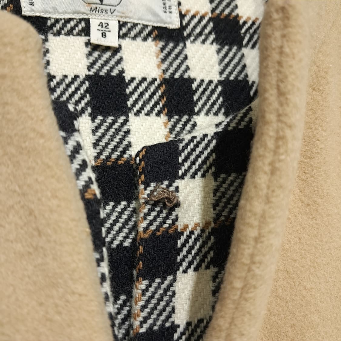 CN828W L 발렌티노 Miss V 카멜 노카라 울 오버핏 코트 상품이미지3