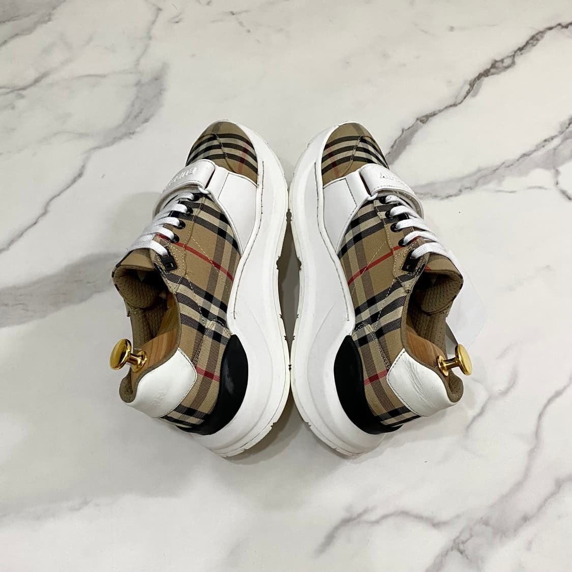 41 버버리 빈티지 체크 스웨이드 레더 스니커즈 신발 베이지 상품이미지6