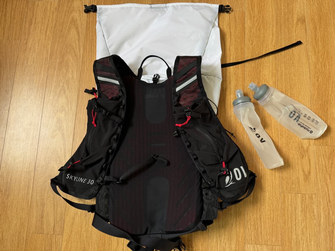 아웃도어 바이탈스 스카이라인 30리터 패스트팩. 트레일러닝 및 등산백팩 상품이미지7