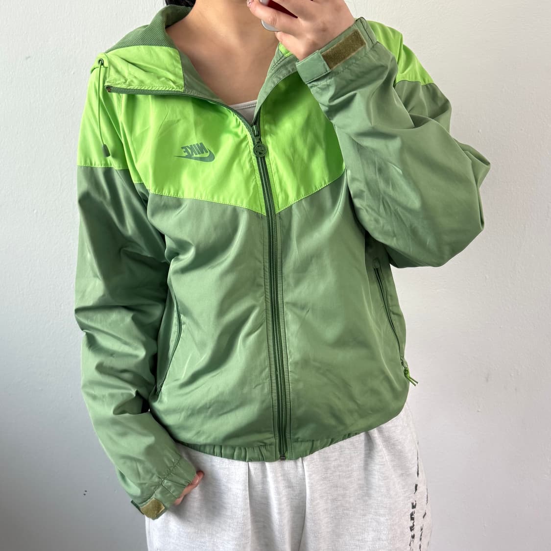 [L] 나이키 그린 바람막이 상품이미지1