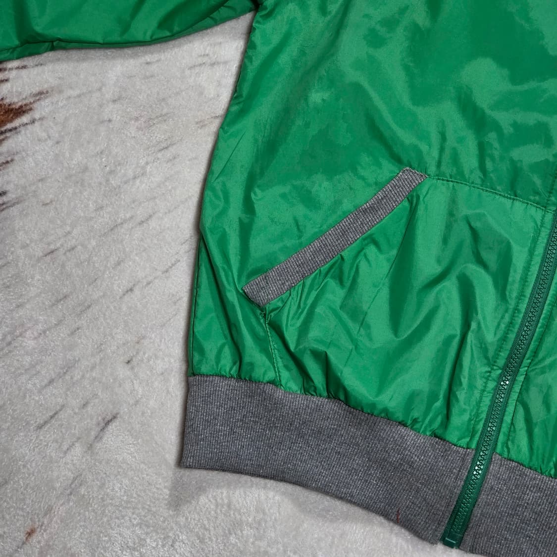 빈티지 패치 그린 바람막이 자켓 상품이미지3