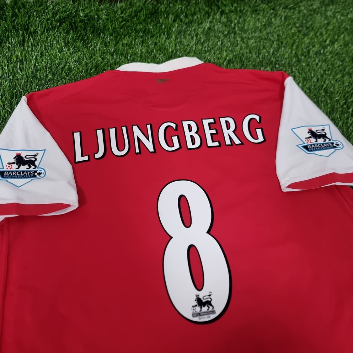 06-08시즌 아스날 홈 유니폼 #8 융베리 상품이미지8