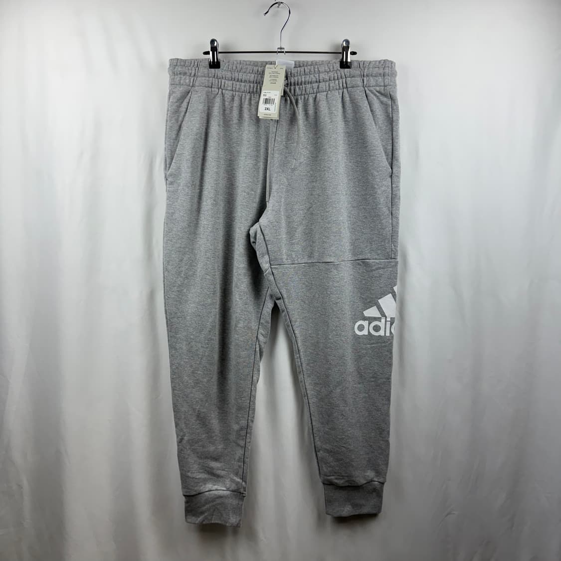 (새상품)(2XL) 아디다스 에센셜 테이퍼드 커프 팬츠 그레이 상품이미지2