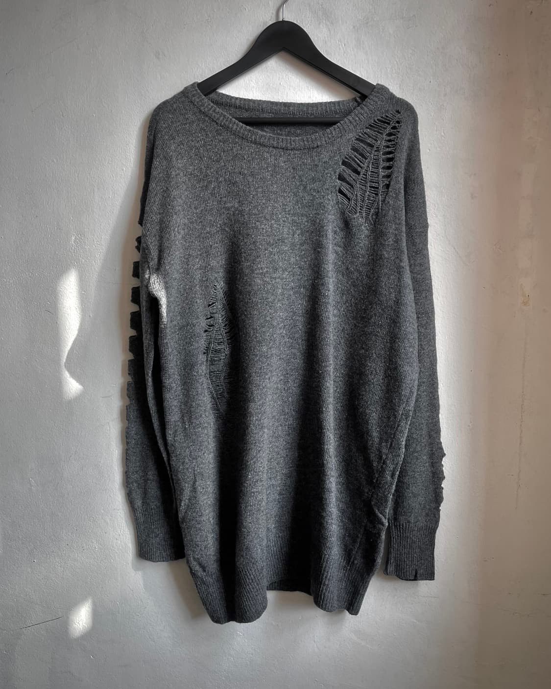 Jpn vintage Dsetroyed Detail Gray Knit 상품이미지3