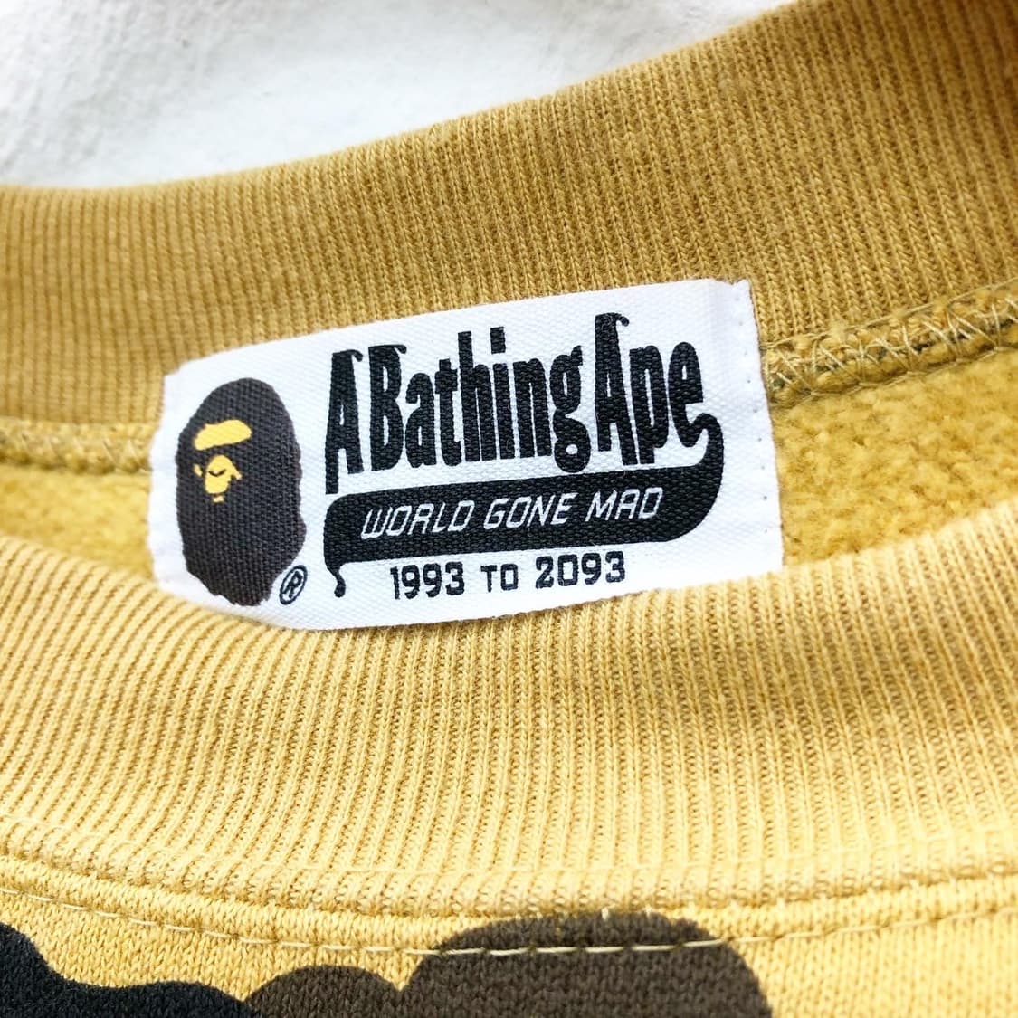 베이프 황계 카모 샤크 빅로고 맨투맨 상품이미지4