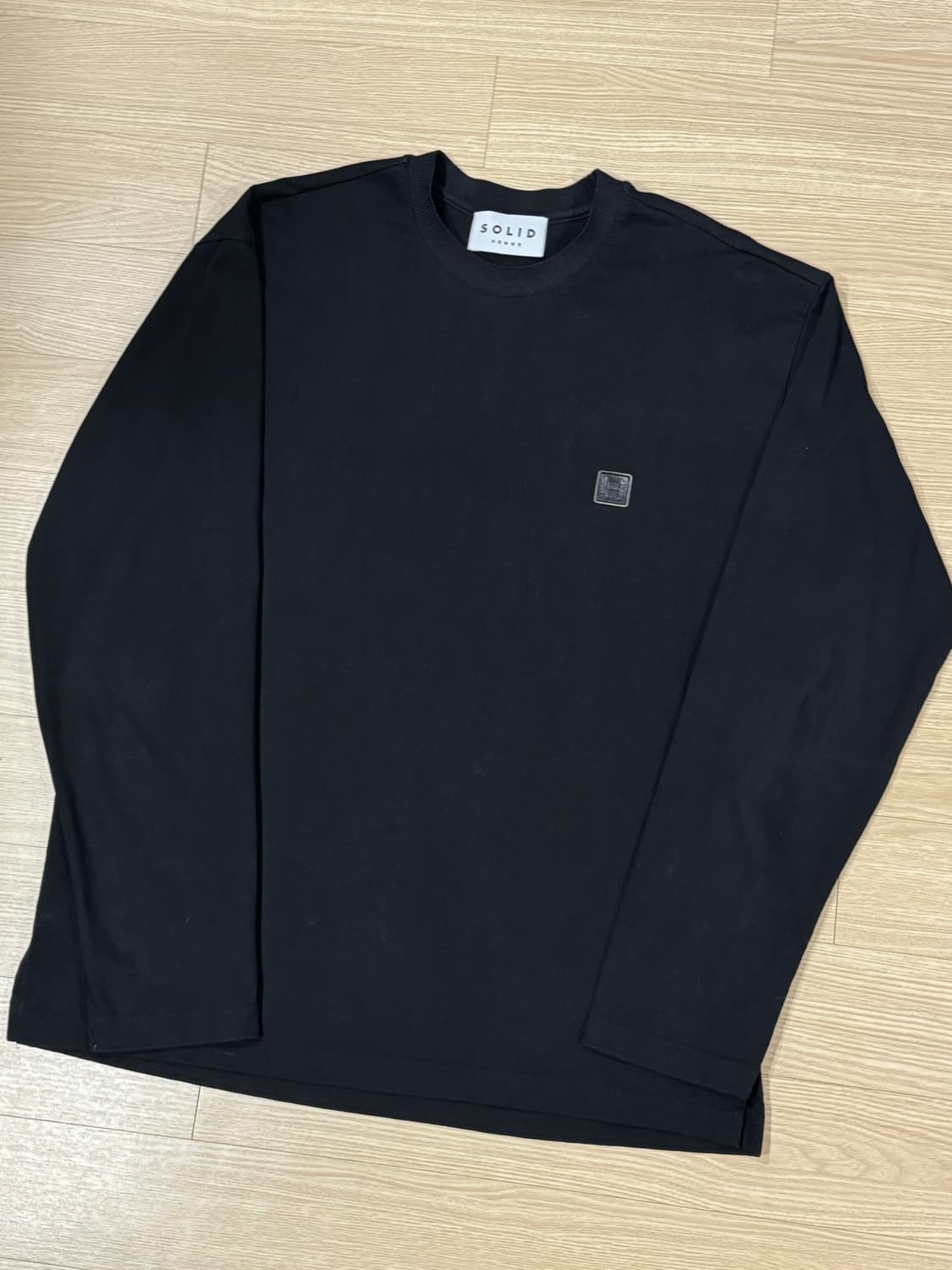 [46] 솔리드옴므 21SS 백로고 롱슬리브 블랙 상품이미지2