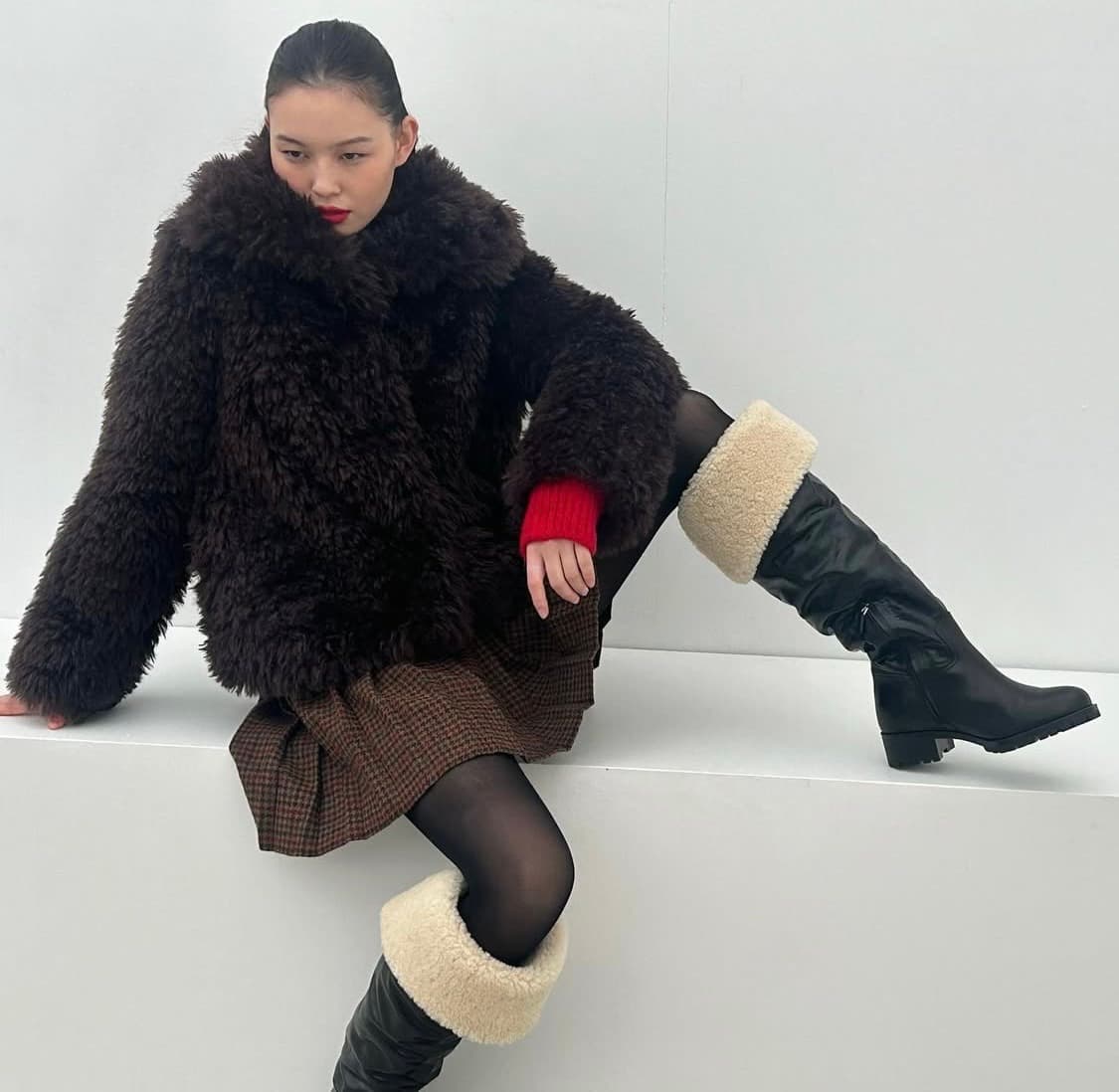 포니테일 ponytail shaggy faux fur jacket 상품이미지1