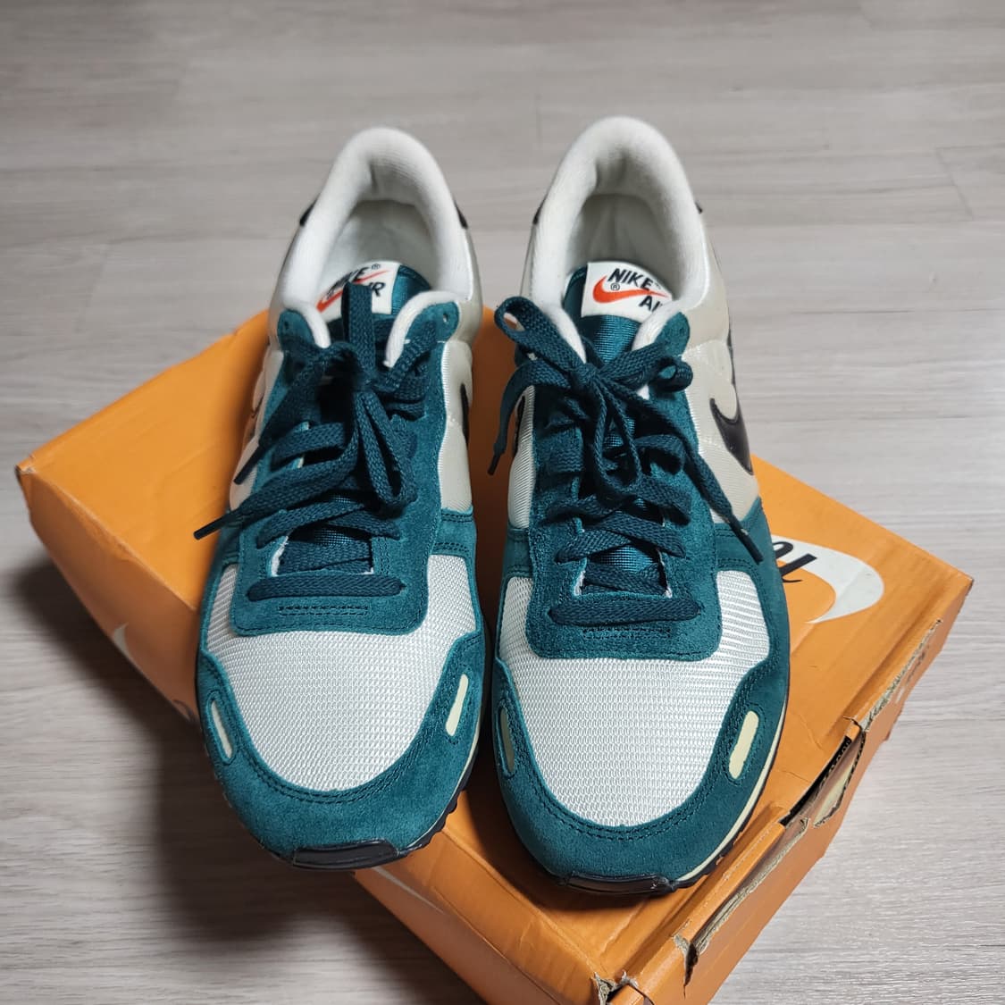 나이키 빈티지 볼텍스(270)새상품 상품이미지3