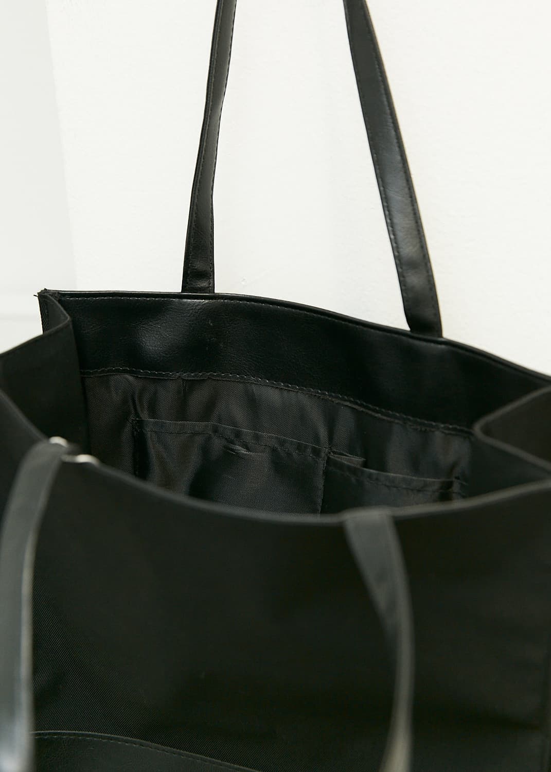 Leather Nylon Tote Bag 상품이미지4