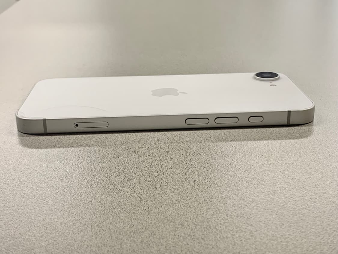 아이폰 16e 상품이미지2