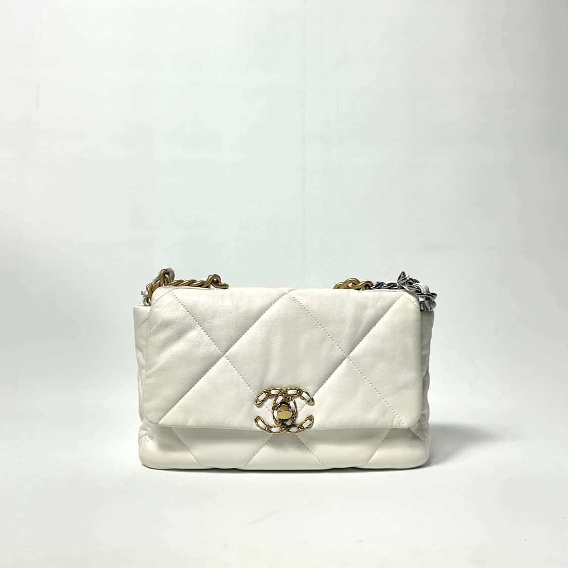 [S급/내장칩] 샤넬 19백 플랩백 내장칩 화이트 상품이미지2
