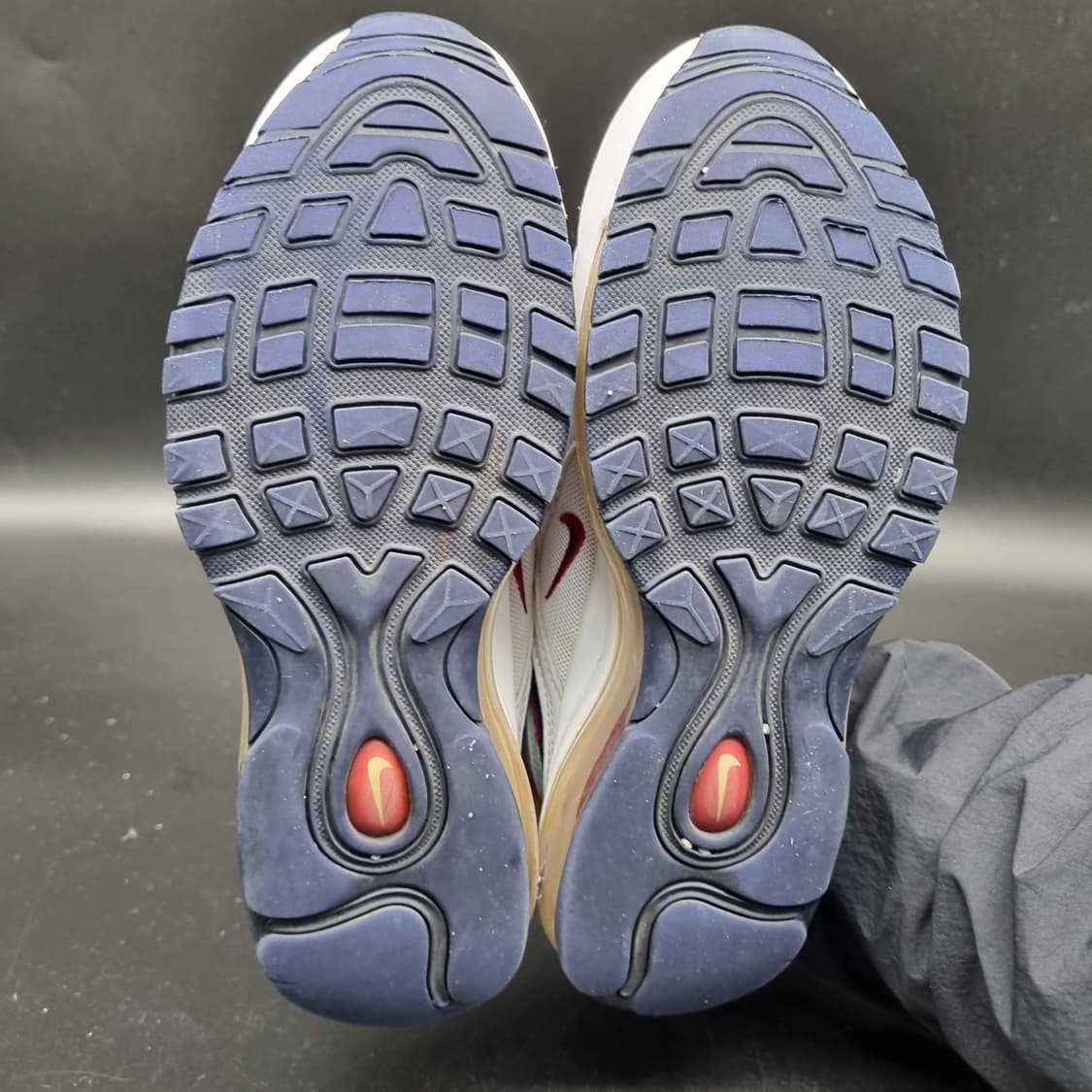 나이키 에어맥스 97t.레드크러쉬운동화 250 상품이미지3