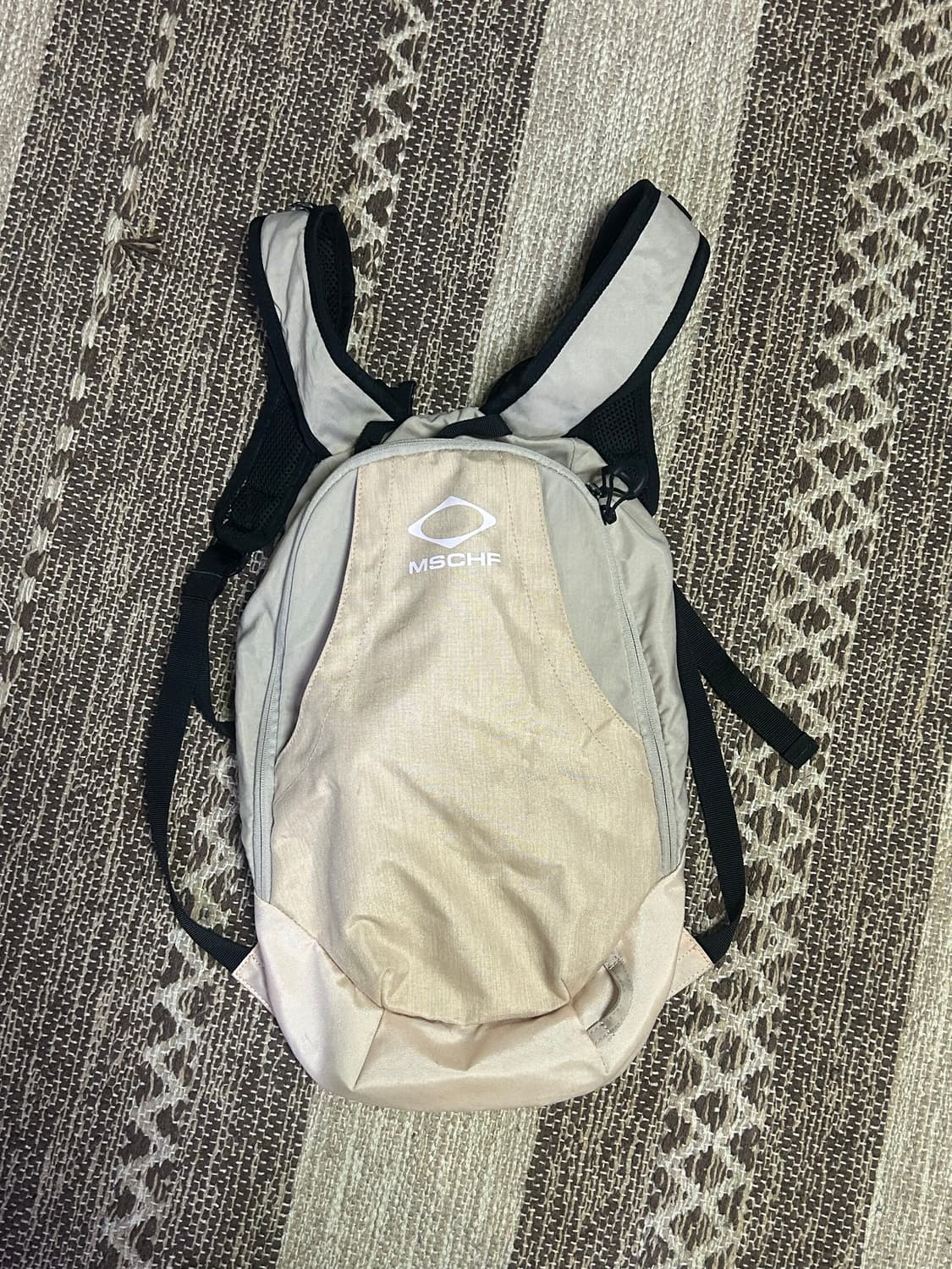 미스치프 롬버스 백팩 베이지 상품이미지2