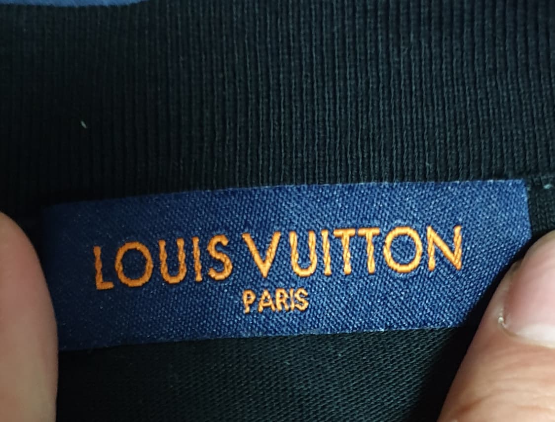 루이비통 자수 반팔티 블랙 (L) 상품이미지3