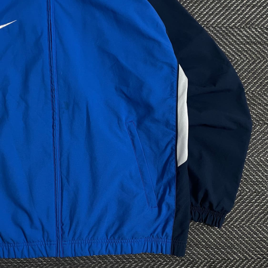 나이키 스우시로고 네이비 배색 바람막이y 3067 상품이미지3
