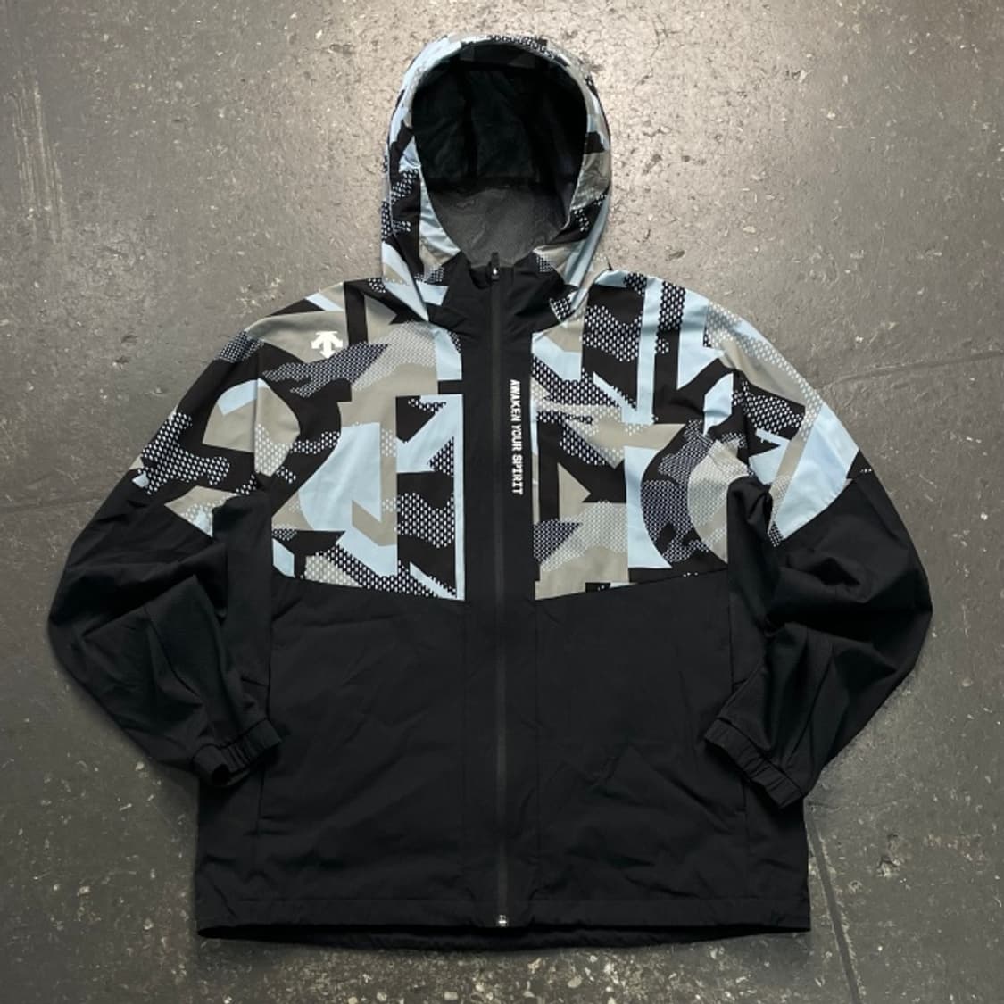 105 데상트 바람막이 상품이미지1