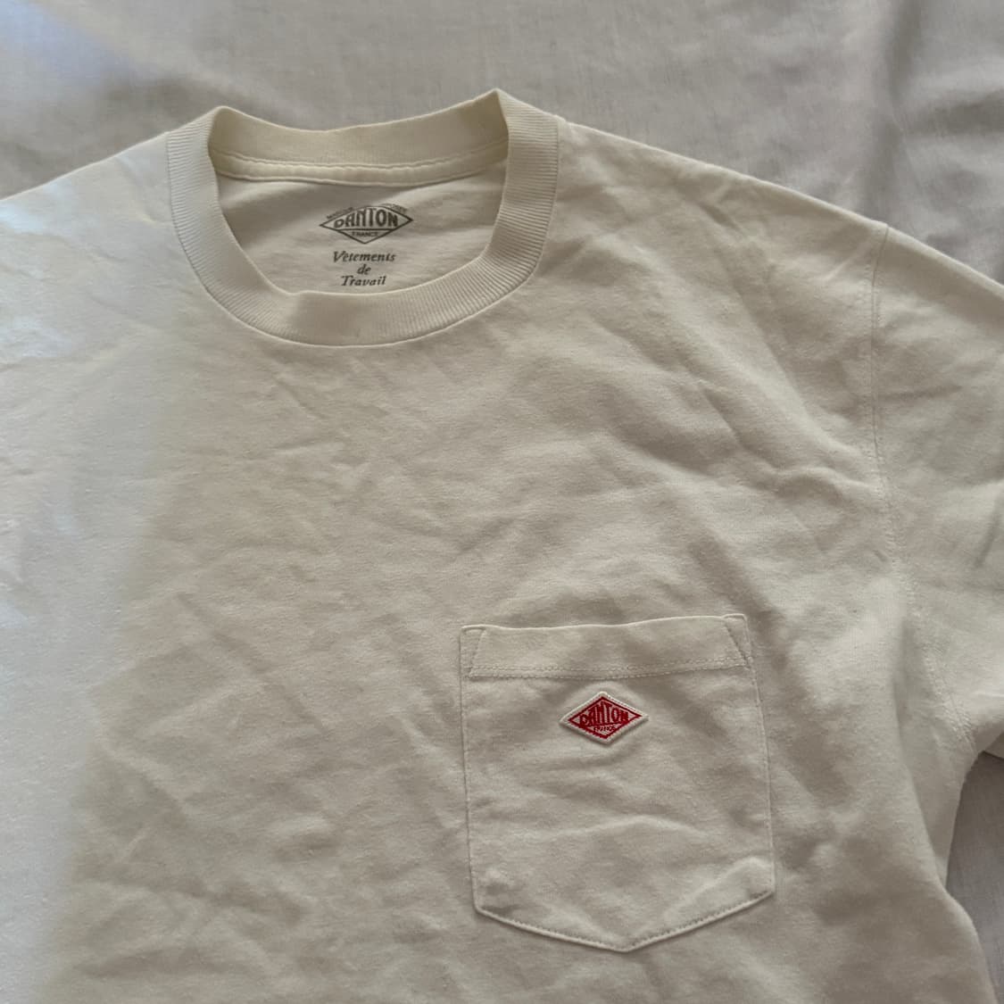 단톤 화이트티셔츠 상품이미지2