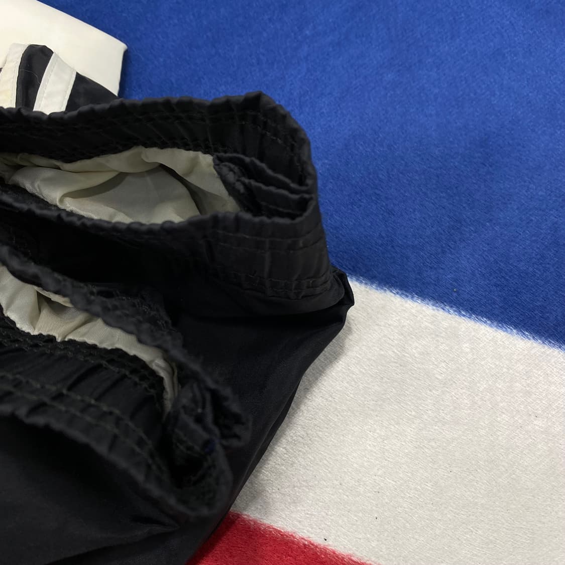 아디다스 올드스쿨 바람막이 L  상품이미지9