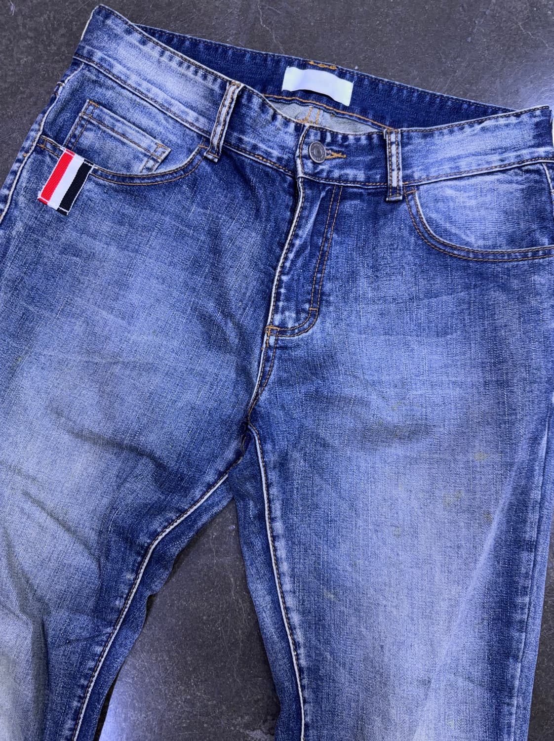 삼선 라인 닻 프린팅 테이퍼드핏 워싱 데님팬츠 2 사이즈 (32) 상품이미지3