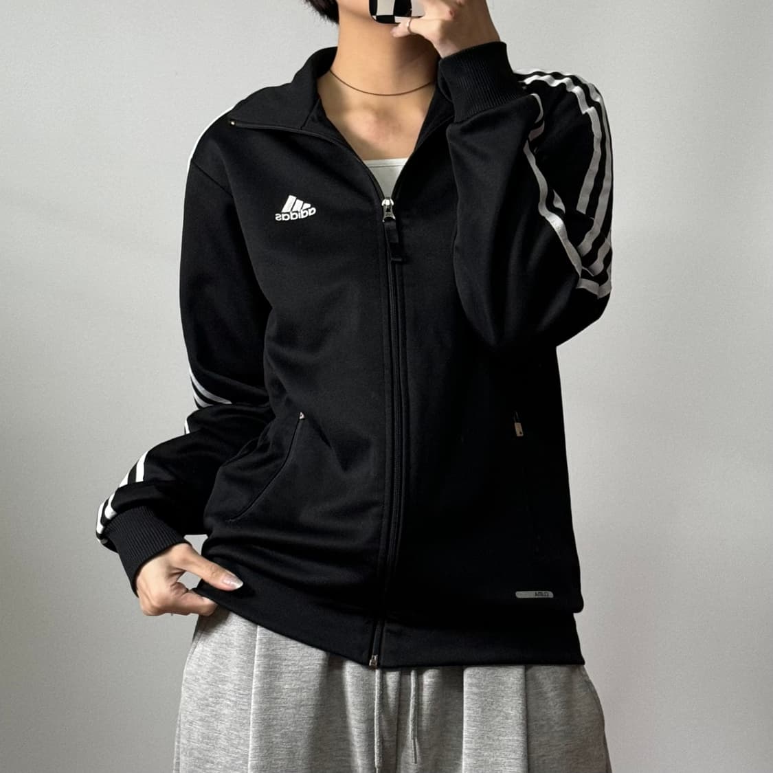 아디다스 로고 트랙탑 져지 블랙 100 [122405] 상품이미지1