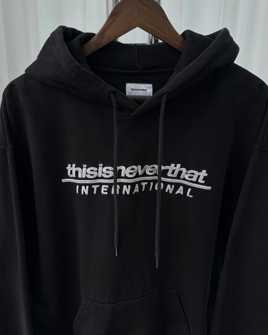 [M]디스이즈네버댓 블랙 후드티 상품이미지3