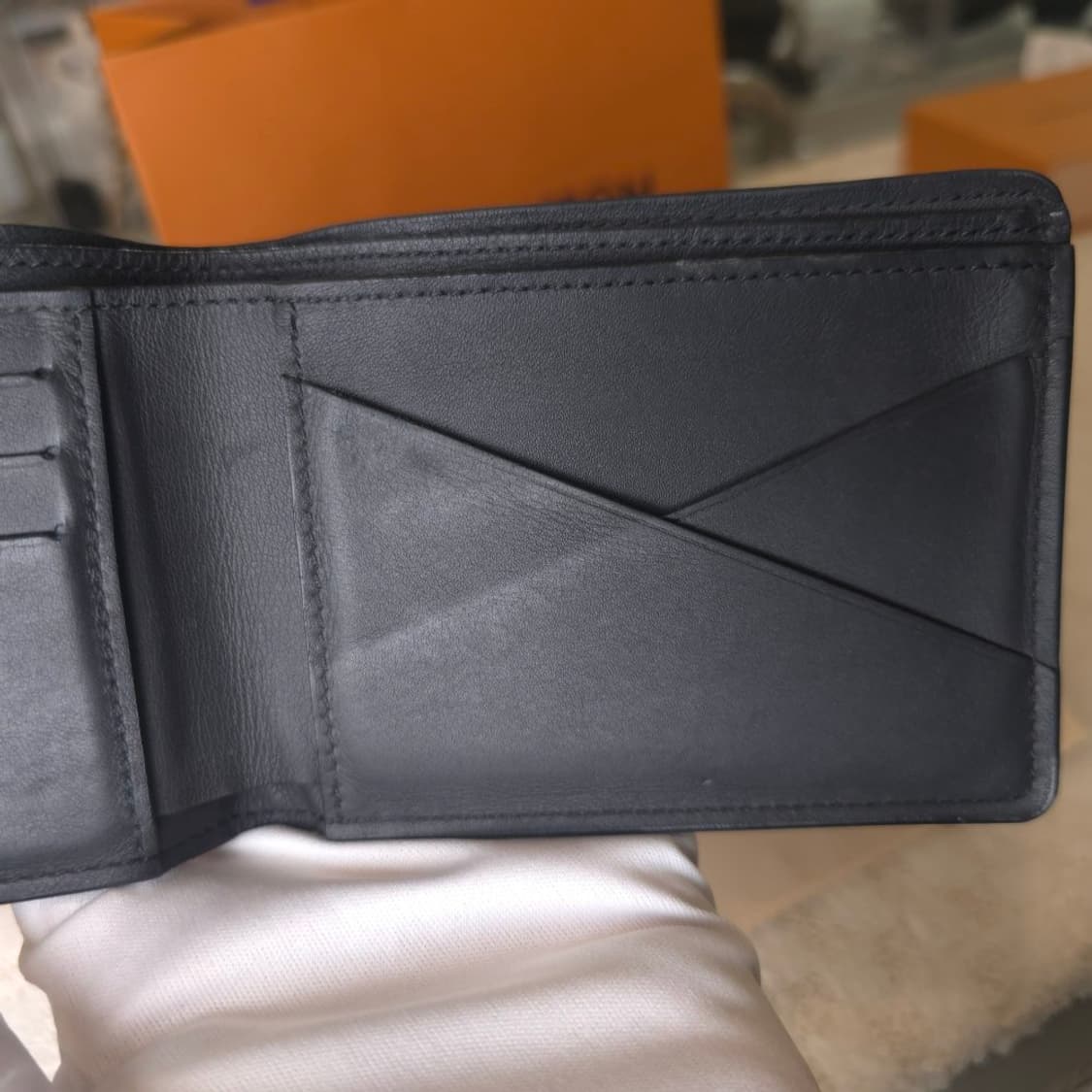 [중고/정품] 루이비통 멀티플 월릿 반지갑 모노그램 쉐도우 상품이미지4