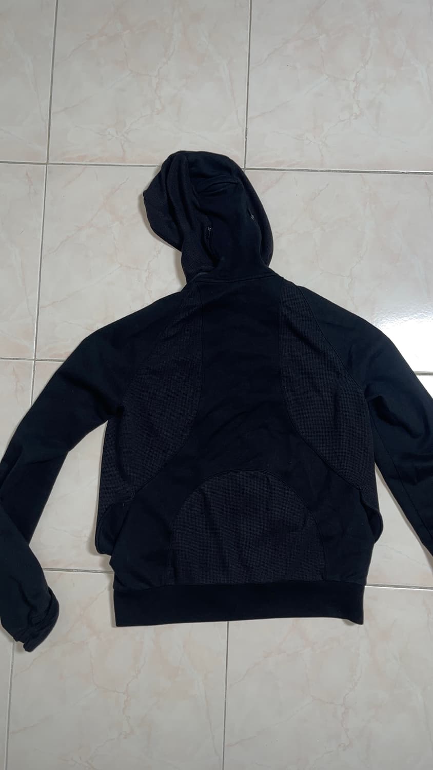 Hyein Seo Slashed Zip Hoodie 혜인서 후드집업 상품이미지3