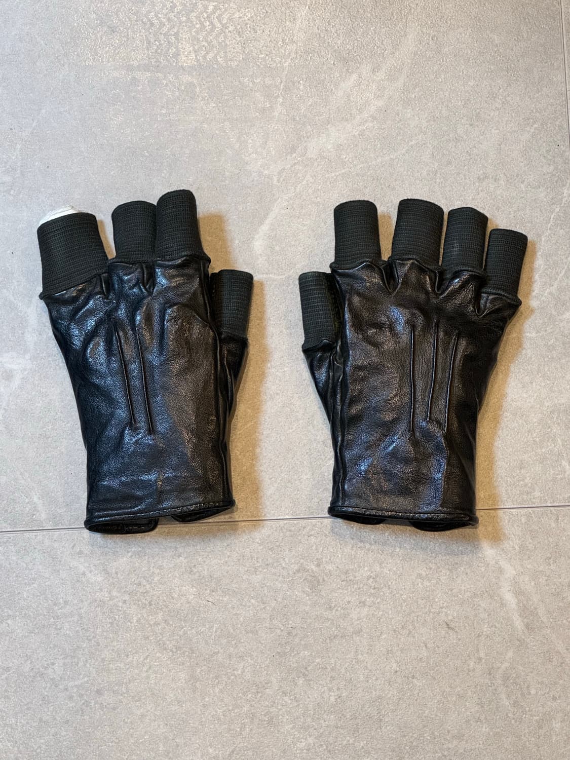 캐롤 크리스찬 포엘 글러브 상품이미지1