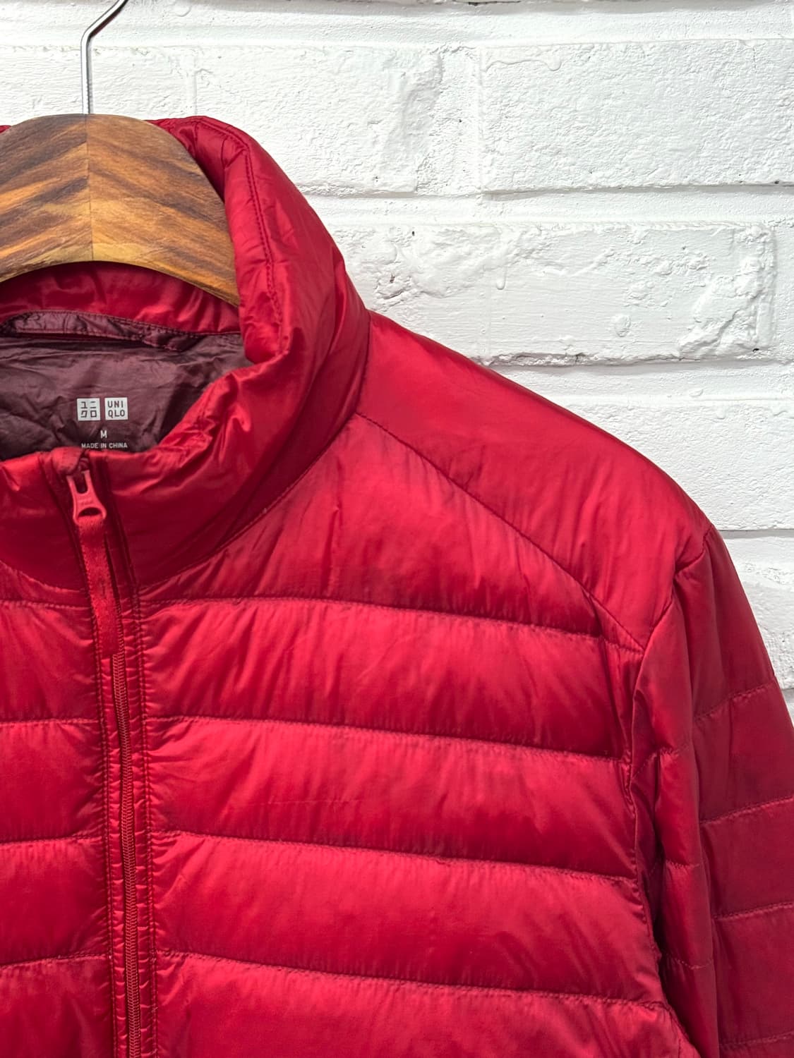 유니클로 레드 경량패딩 상품이미지4