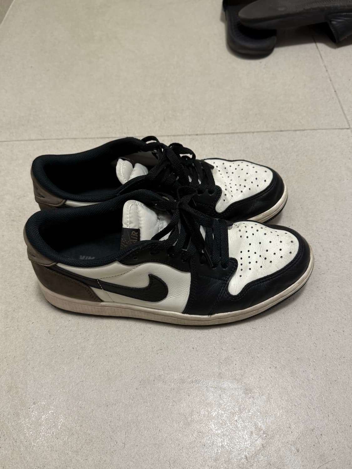 나이키 에어 조던1 로우 모카 270 상품이미지4