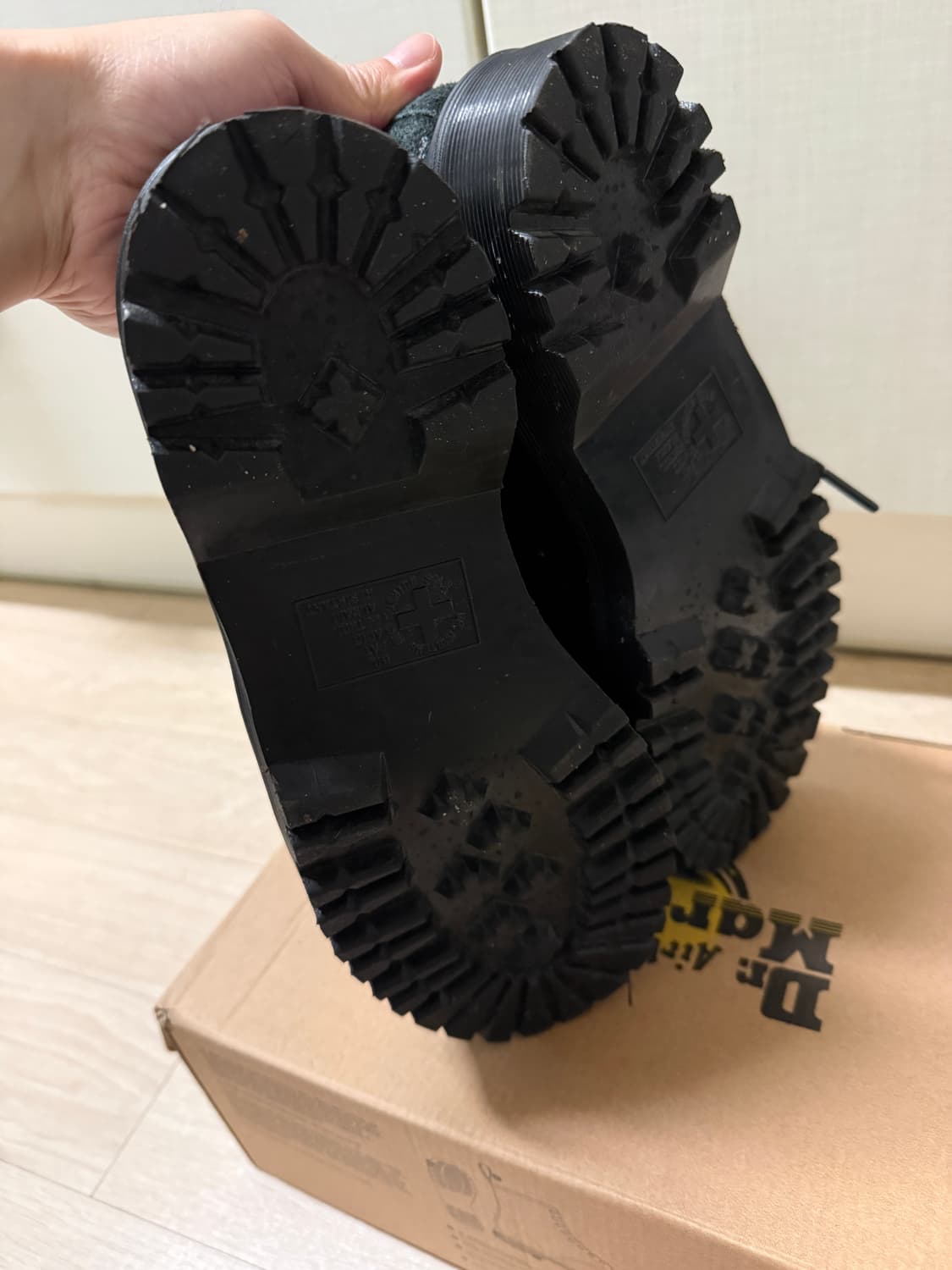 닥터마틴 1461 스틸토 uk8 상품이미지5