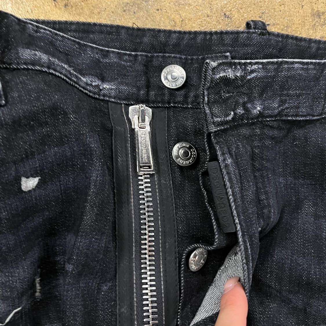 [정품/56] 디스퀘어드2 블랙 데미지 워싱 청바지 지퍼 디테일 b17 상품이미지5