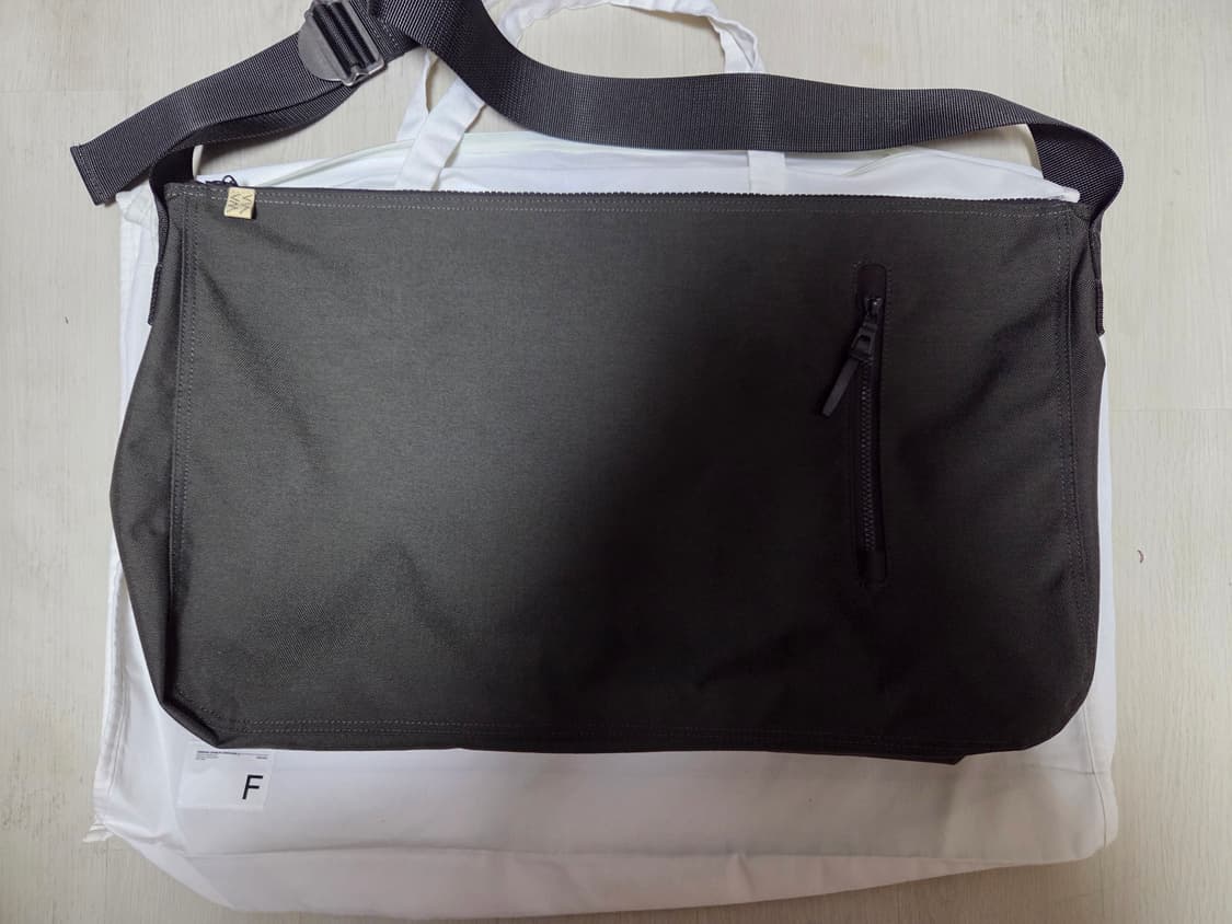 Visvim Cordura Charlie II 숄더백 라지 상품이미지3