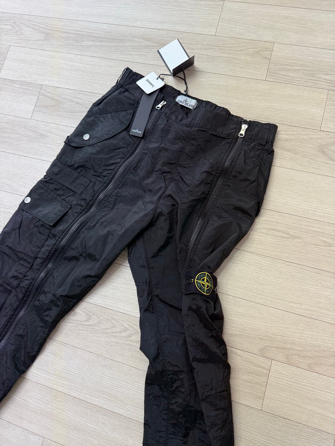 [New] 스톤아일랜드 크링클랩스 팬츠 32size 상품이미지8