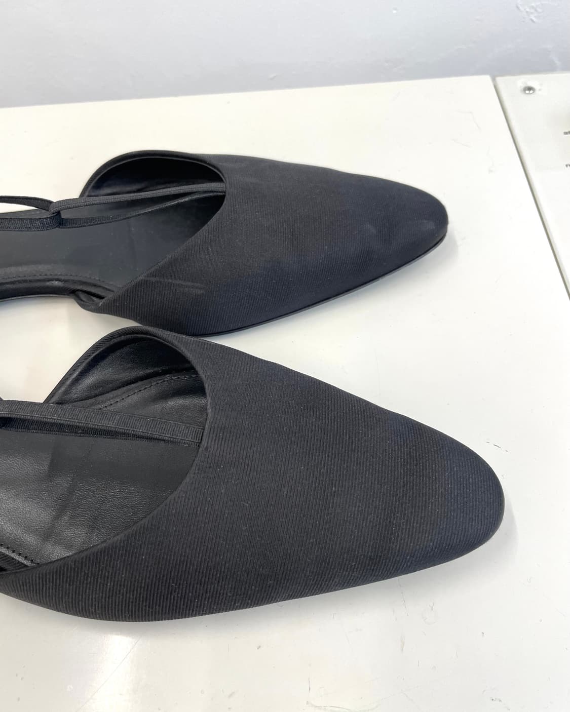 [38] TOTEME 토템 티스트랩 플랫 슈즈 상품이미지6