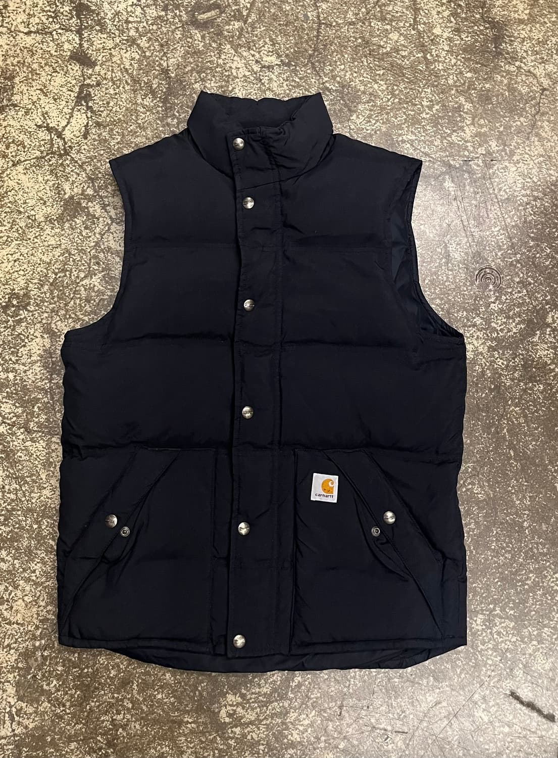 칼하트 블랙 패딩 조끼 상품이미지1