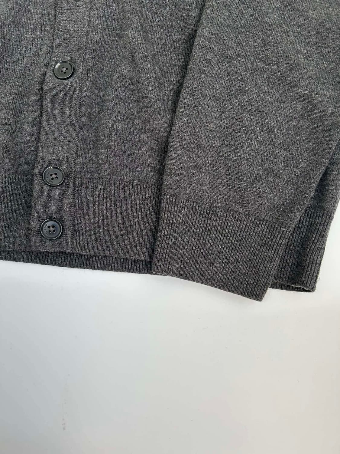 [L] 프레드페리 22FW 메리노울 니트 가디건 상품이미지7