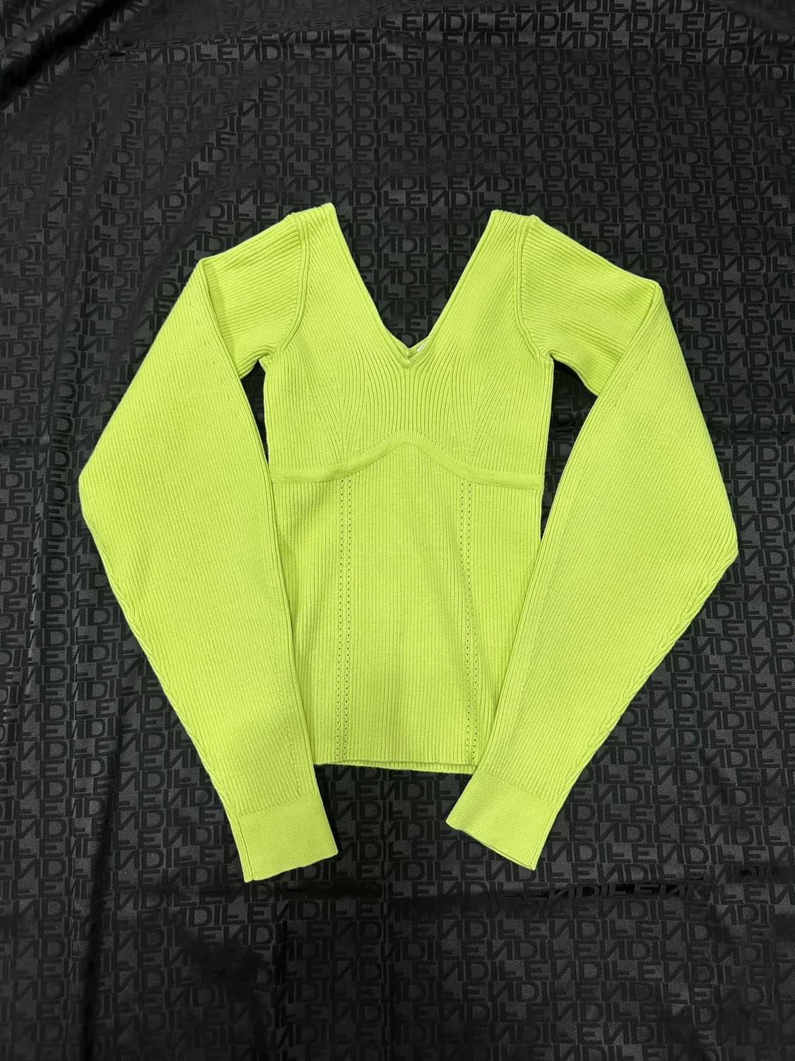 8 BY YOOX 골지 벌룬 브이넥 니트 상품이미지1