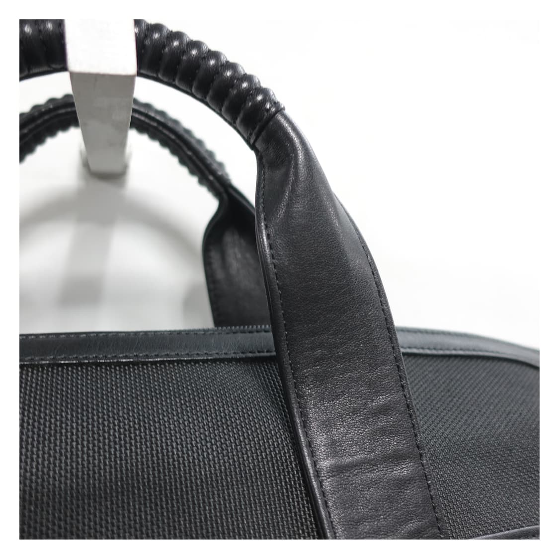 ISSEY MIYAKE IM 이세이미야케 코드 스트링 빅 보스턴 백 상품이미지7