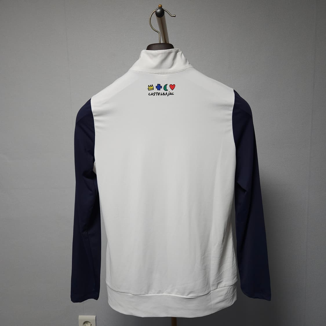 95 ) 까스텔바작 여성 골프 반집업 긴팔티 상품이미지4