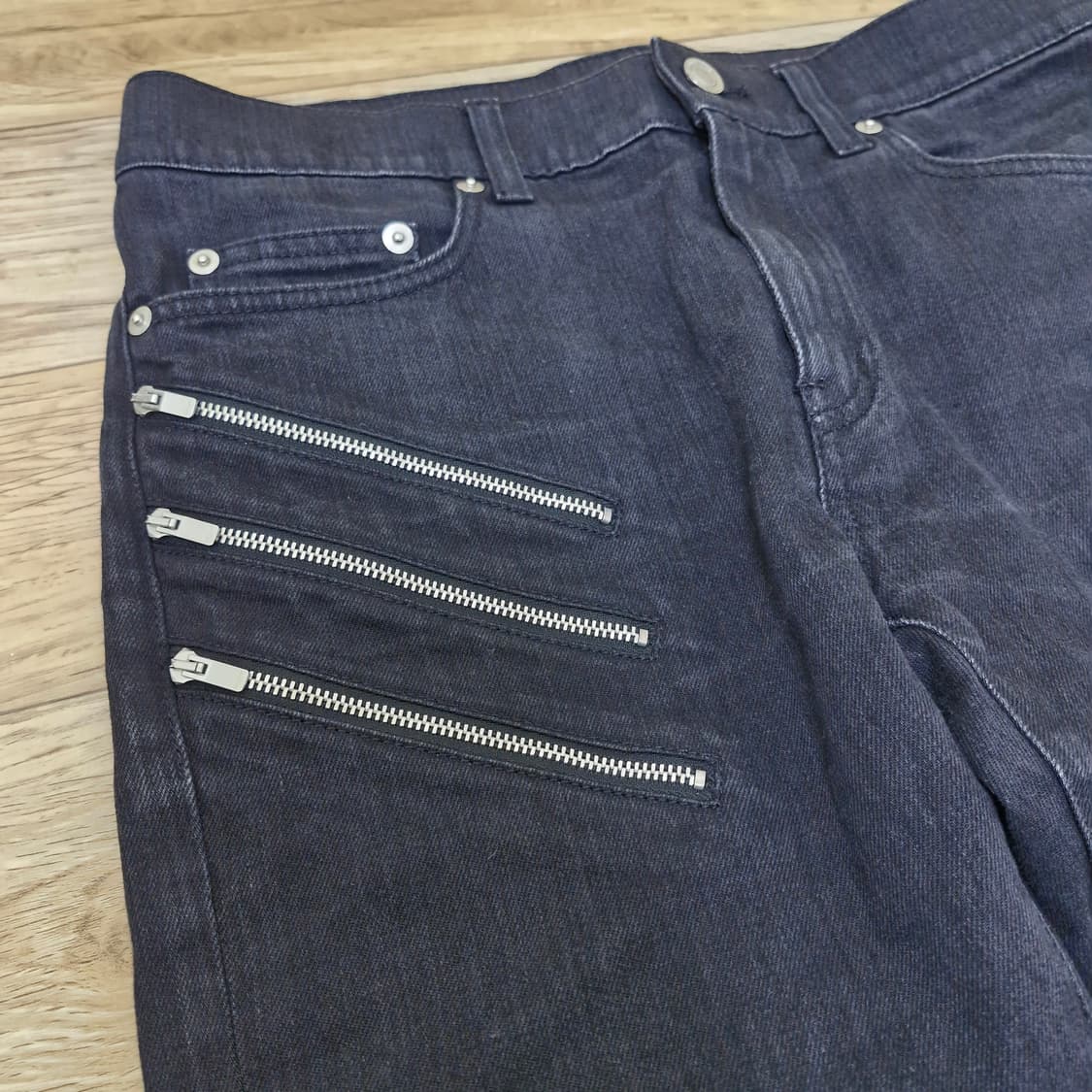 [30] SLP 생로랑 FW15 5 지퍼 D02 블랙 데님 팬츠 상품이미지4